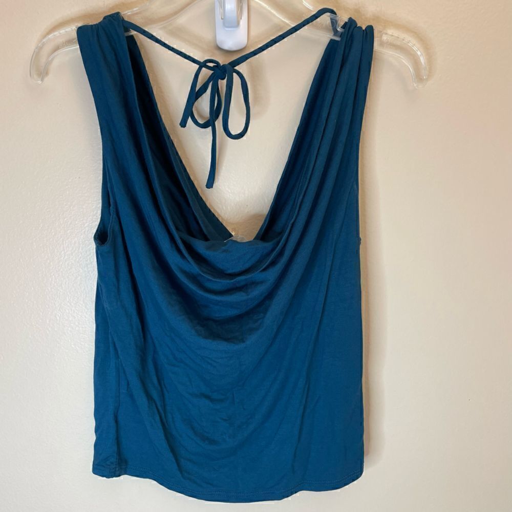 Gaze| soft| Rayon| XSmall| tie back| lightweight| stretchy| sleeveless top - Picture 3 of 9